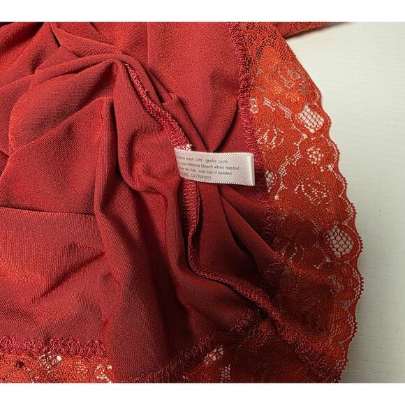 Y2K Lace Red Camisole Cami Top Layering Plus Size 3x Casual Bella  Undershirt - Picture 4 of 7